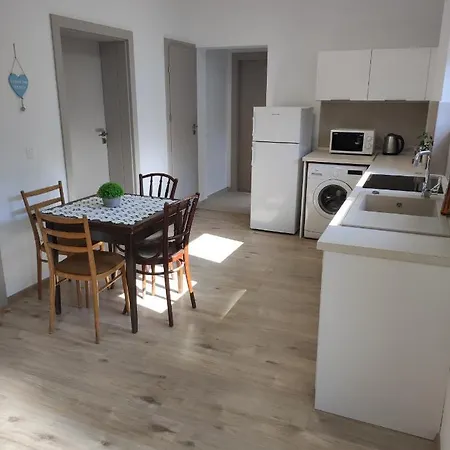 Beach Apartment Zamardi